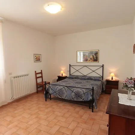 Farm stay Montegonfoli *